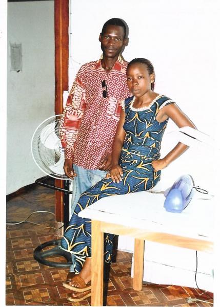 TU ES MA SOEUR QUE J'AIME BEAUCOUP '' Ma Carine''